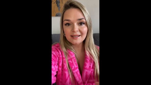 Женщины в итальянской политике | Что не так с Элли Шлейн смотреть онлайн