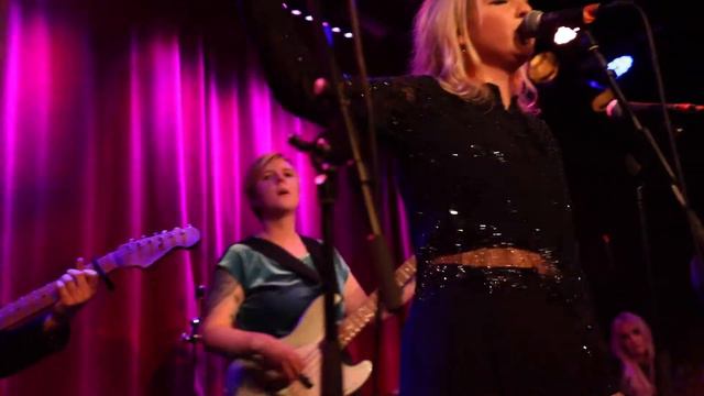 Live @Fasching Ladies Got The Blues - When the Levee Breaks by Memphis Minnie (Led Zeppelin style) смотреть онлайн
