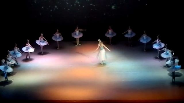Танец снежинок. Снежная Королева акт 2 смотреть онлайн