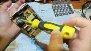 Ремонт блока питания светодиодных лент 12В, 5А, 60Вт. Типовая проблема