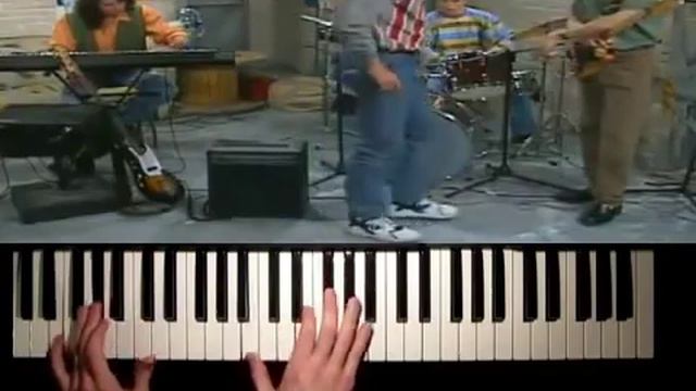 Helene et les garcons chanson piano Элен и ребята смотреть онлайн