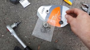 Замена масла LADA VESTA 1,6МТ. Заливаю масло LADA ULTRA! Залил пятиминутную промывку двигателя Лавр