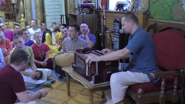 ЕМ Абхира прабху. Джая Радха Мадхава. смотреть онлайн