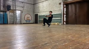 ТАНЦЕВАЛЬНЫЕ ТРЮКИ!!! В НАРОДНЫХ ТАНЦАХ!!!