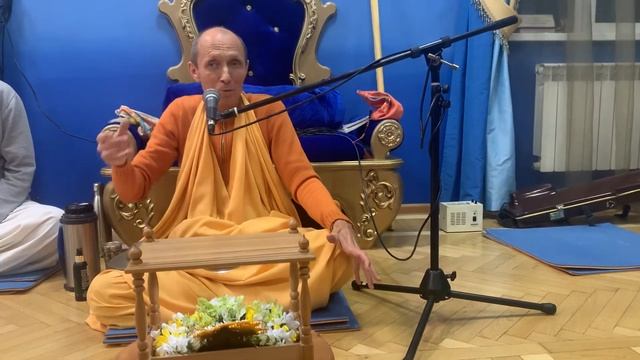 Золотая ПРИВЫЧКА во время ДЖАПЫ ни о чём НЕ ДУМАТЬ, а СЛУШАТЬ Святое Имя | Настройка на джапу | БАК смотреть онлайн