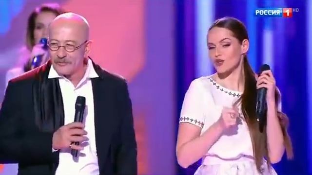 Александр Розенбаум и SOPRANO Турецкого. SOPRANO в нарядах от Фаберлик! смотреть онлайн