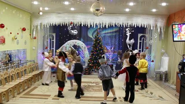 Наша елочка смотреть онлайн