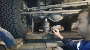 Правка моста УАЗ Патриот при помощи домкрата и швеллера с «ушами» Выгнуть мост Ремонт