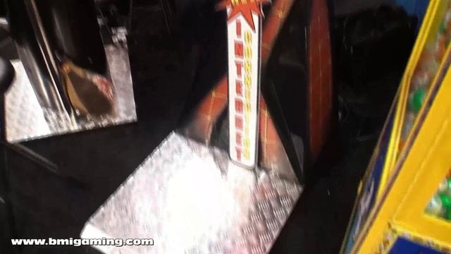 Spider Boxer Coin Operated Arcade Boxing Machine Game - BMIGaming.com - Kalkomat смотреть онлайн