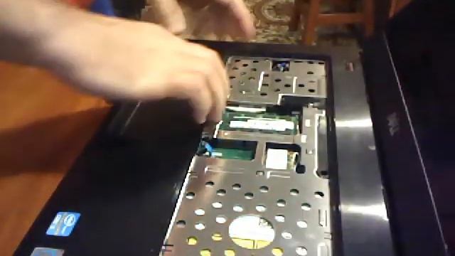 Dell N5050 Notebook processor and RAM replacement смотреть онлайн