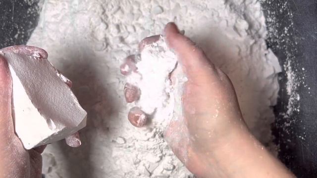 Gym Chalk Blocks w/Cornstarch Topping | Oddly Satisfying | ASMR смотреть онлайн