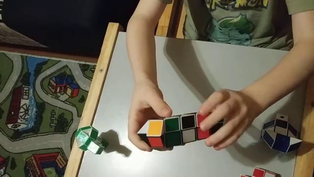 как собрать единорога из змейки рубика