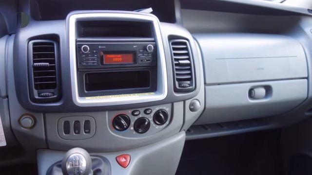 Renault Trafic 2.0 dCi T29 L2H1 Eco 115PK Kombi 9 Persoons Airco смотреть онлайн