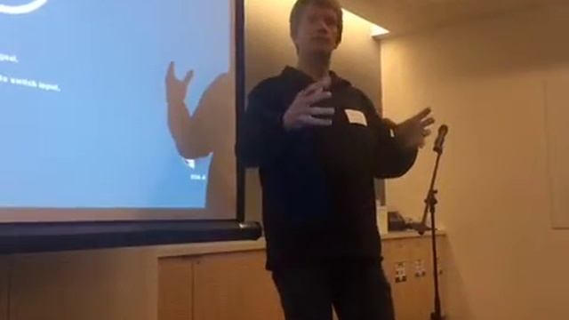 Building an Enterprise Company in a Consumer World by Mike Olson(Cloudera Co-founder) смотреть онлайн