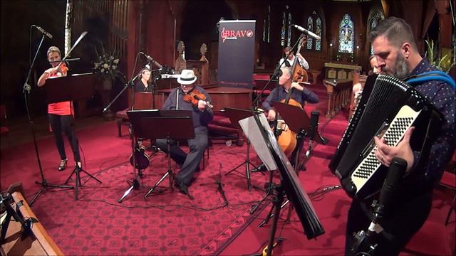 MICHELANGELO 70 BRAVO ENSEMBLE смотреть онлайн