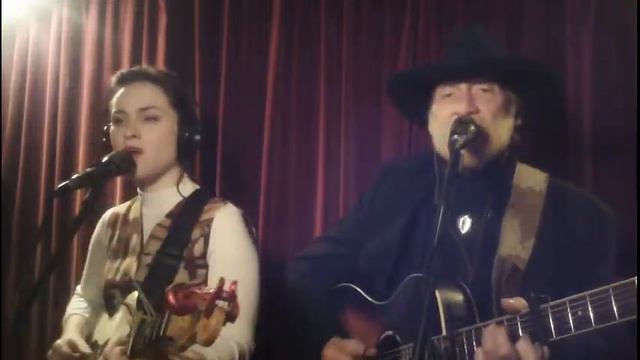 "Would You Catch A Fallen Star!"Griffinheart Live #Acoustic Classic #CountryMusic DEMO “3 Chords!" смотреть онлайн