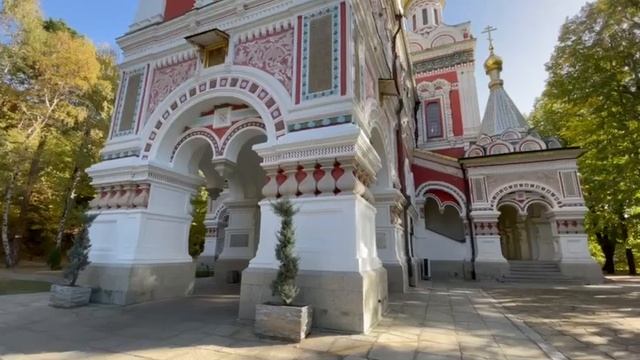 Бузулуджа и церковь в Шипке, Болгария смотреть онлайн