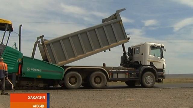 Без кочек и ям: в селе Чапаево завершаются дорожные работы смотреть онлайн