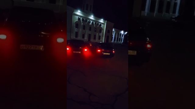 На громкий выхлоп смотреть онлайн