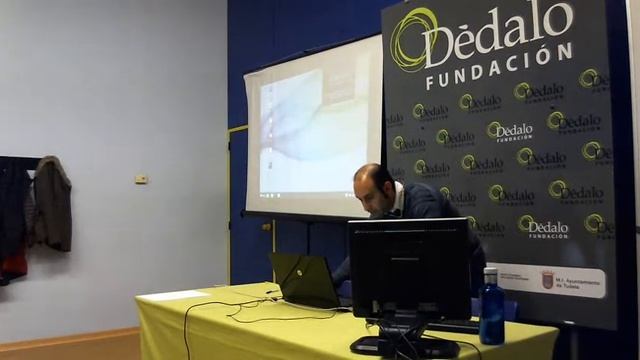Demo: Crea tu propia nube privada con NextCloud - Fundación Dédalo - #SoftwareLibre19 смотреть онлайн