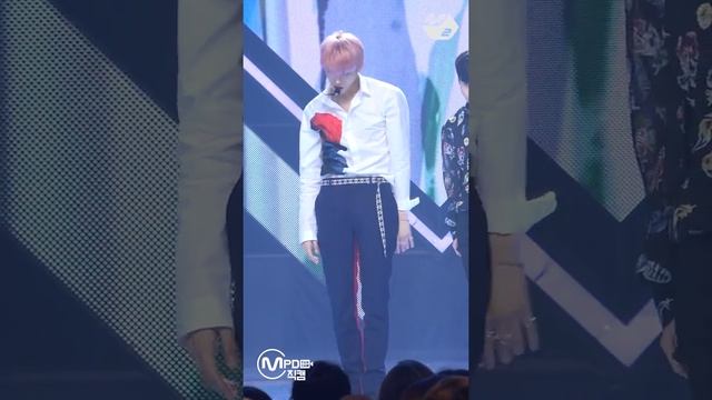 [MPD직캠] 레오 직캠 'Touch & Sketch' (LEO FanCam) | @MCOUNTDOWN_2018.8.9 смотреть онлайн