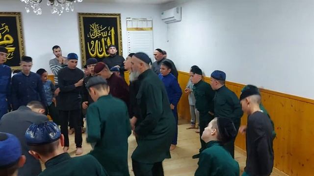 ер бийс в нашей школе хафизов смотреть онлайн