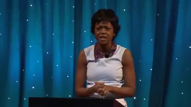 Financial Literacy: Mellody Hobson at TEDxMidwest смотреть онлайн