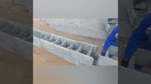 Несъёмная опалубка из бетонных блоков для фундамента