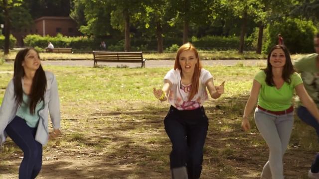 Maggie & Bianca Fashion Friends | clip Never Give Up - ep.19 смотреть онлайн