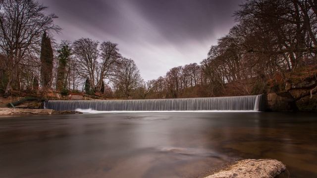 Картинка природа. Осень, водопад, плотина. Billede natur. Efterår, vandfald, dæmning смотреть онлайн