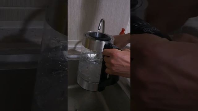 Обзор чайника Polaris PWK 1711CGLD из Sulpak