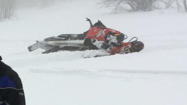 НАСТОЯЩАЯ УРАЛЬСКАЯ БЕРЛОГА смотреть онлайн