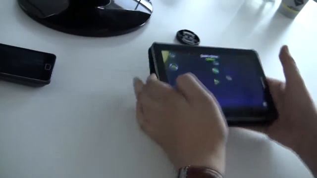 Angry Birds Space Tested on S2, Galaxy Nexus und Galaxy Tab 7.7 смотреть онлайн