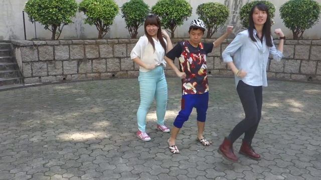 M Club - I Will Survive Dance Cover смотреть онлайн