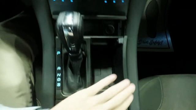 2016 White Platinum Metallic TriCoat Ford Taurus SEL SJ7016C Motor Inn Auto Group смотреть онлайн