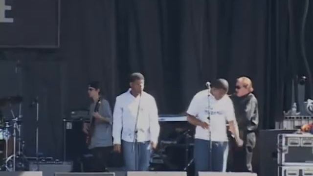 Terri Showers Band performs "Summertime" смотреть онлайн