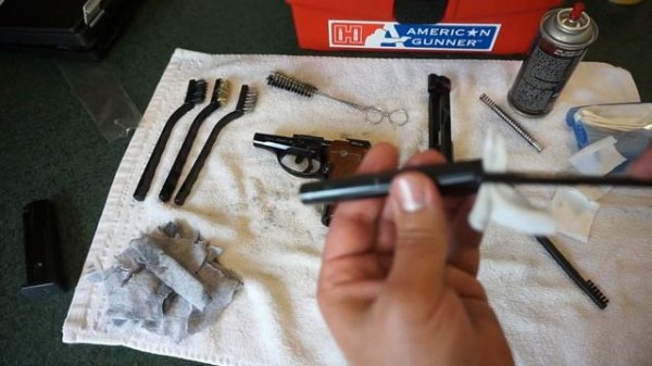 Beretta Model 84 BB (Beretta 84 Cheetah) field strip and clean.