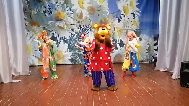 Весёлая зарядка для детей "Будь здоров!" смотреть онлайн