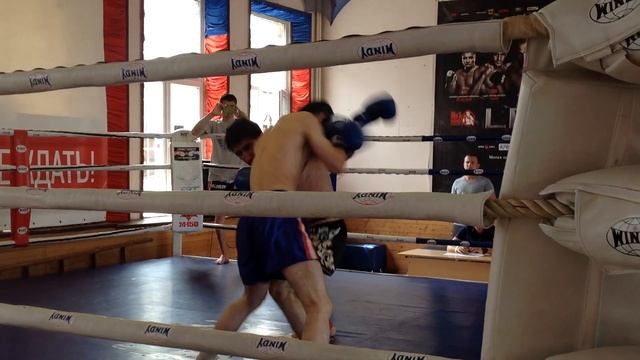 Профессиональный турнир Muay Thai Plus, Legion Arena. Муртазалиев Гаджимурад (BULAT GOLD), 1й раунд смотреть онлайн