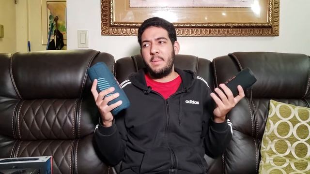 JBL CHARGE 5 REVIEW VS JBL FLIP 6 - WHICH SPEAKER SHOULD YOU BUY?! смотреть онлайн