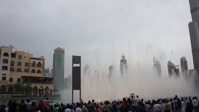Dubai Fountain Show Dailymotion - Шоу фонтанов в ОАЭ (Дубаи) днем. Арабская песня