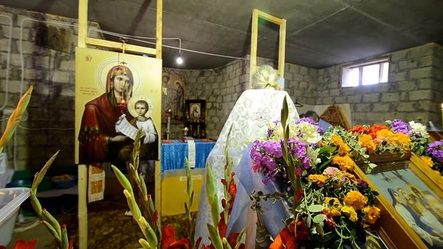 Храм Рождества Предтечи и Крестителя Господня Иоанна 1я Литургия смотреть онлайн
