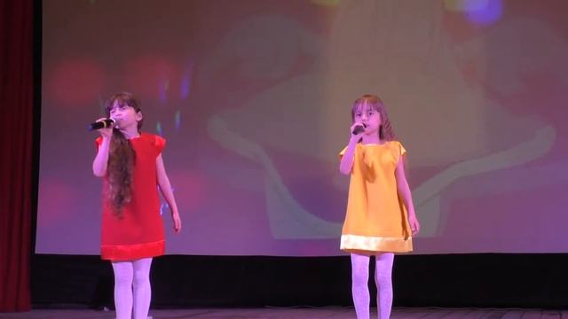Песня "Две лягушки" смотреть онлайн