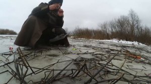 Ловля плотвы зимой на червя