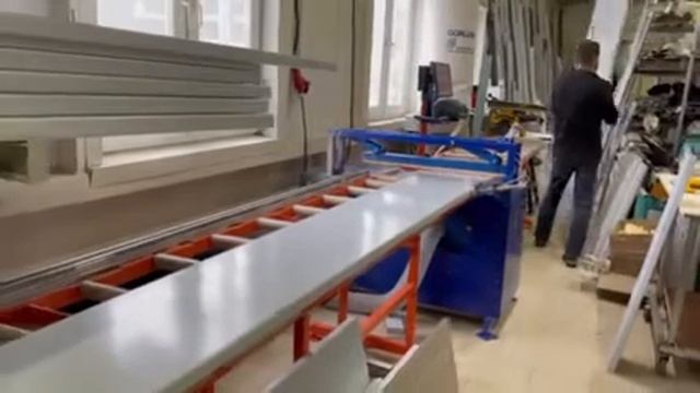 Автоматическая порезка подоконников смотреть онлайн