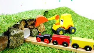 Машинки, поезд и экскаватор Мася - Тоннель в горе.mp4 смотреть онлайн
