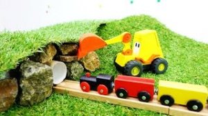 Машинки, поезд и экскаватор Мася - Тоннель в горе.mp4