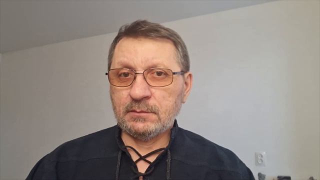 Торчит позвонок в шее! Что делать?! смотреть онлайн