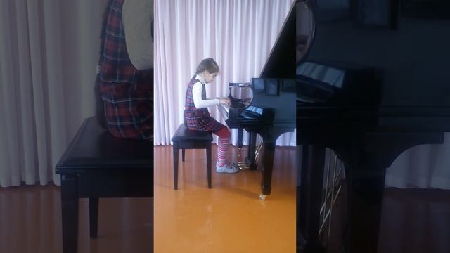 А.Лемуан Этюд соч.37/20, П.Чайковский Полька, И.С.Бах Двухголосная инвенция до-мажор смотреть онлайн