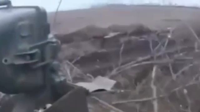 Танк который взял укреп и трех пленных ВСУ. смотреть онлайн